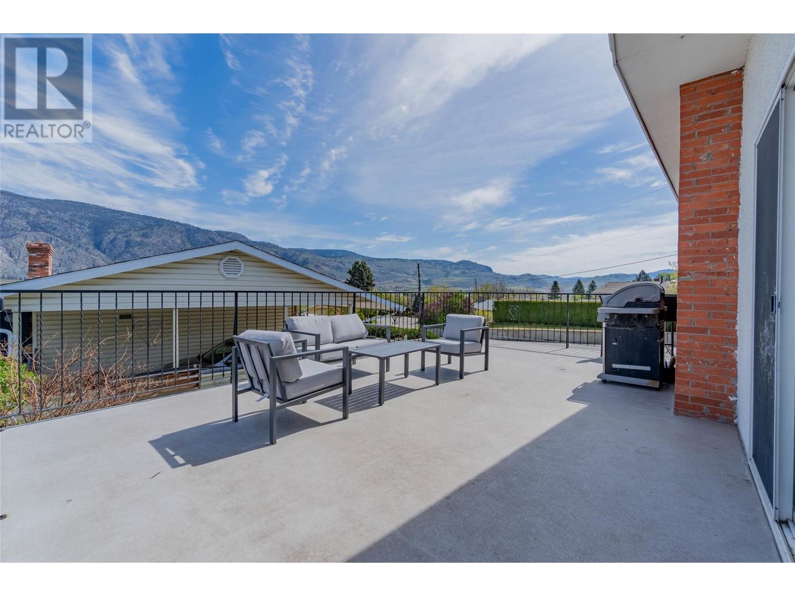 30 FINCH Crescent Osoyoos Photo 20