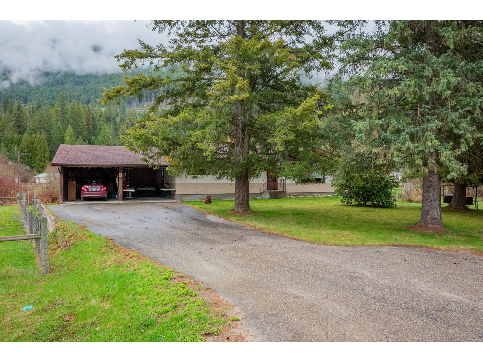 2418 Highway 6, Slocan Park, British Columbia  V0G 2E0 - Photo 68 - 2476388