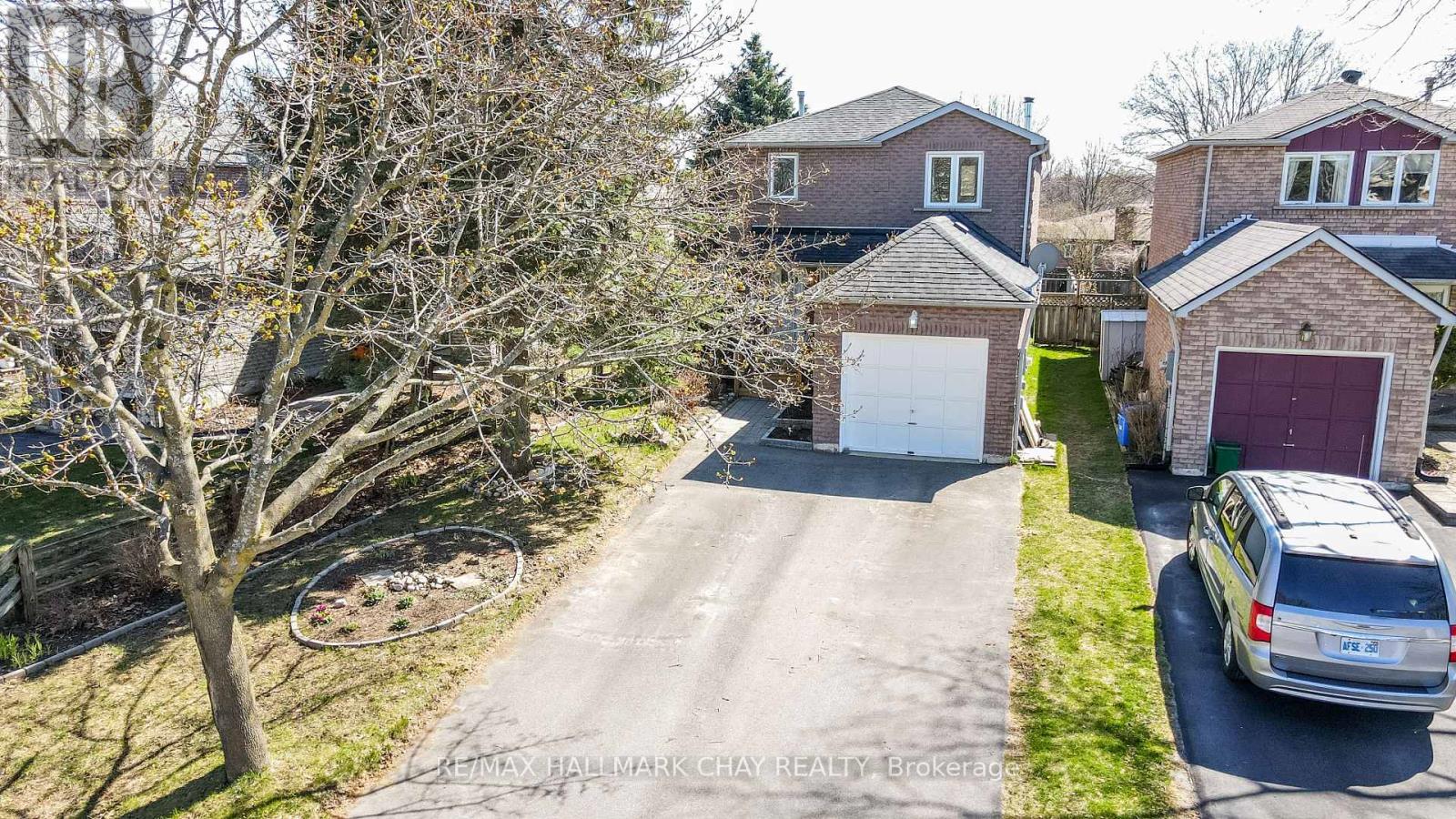 26 WALLACE DR, barrie, Ontario