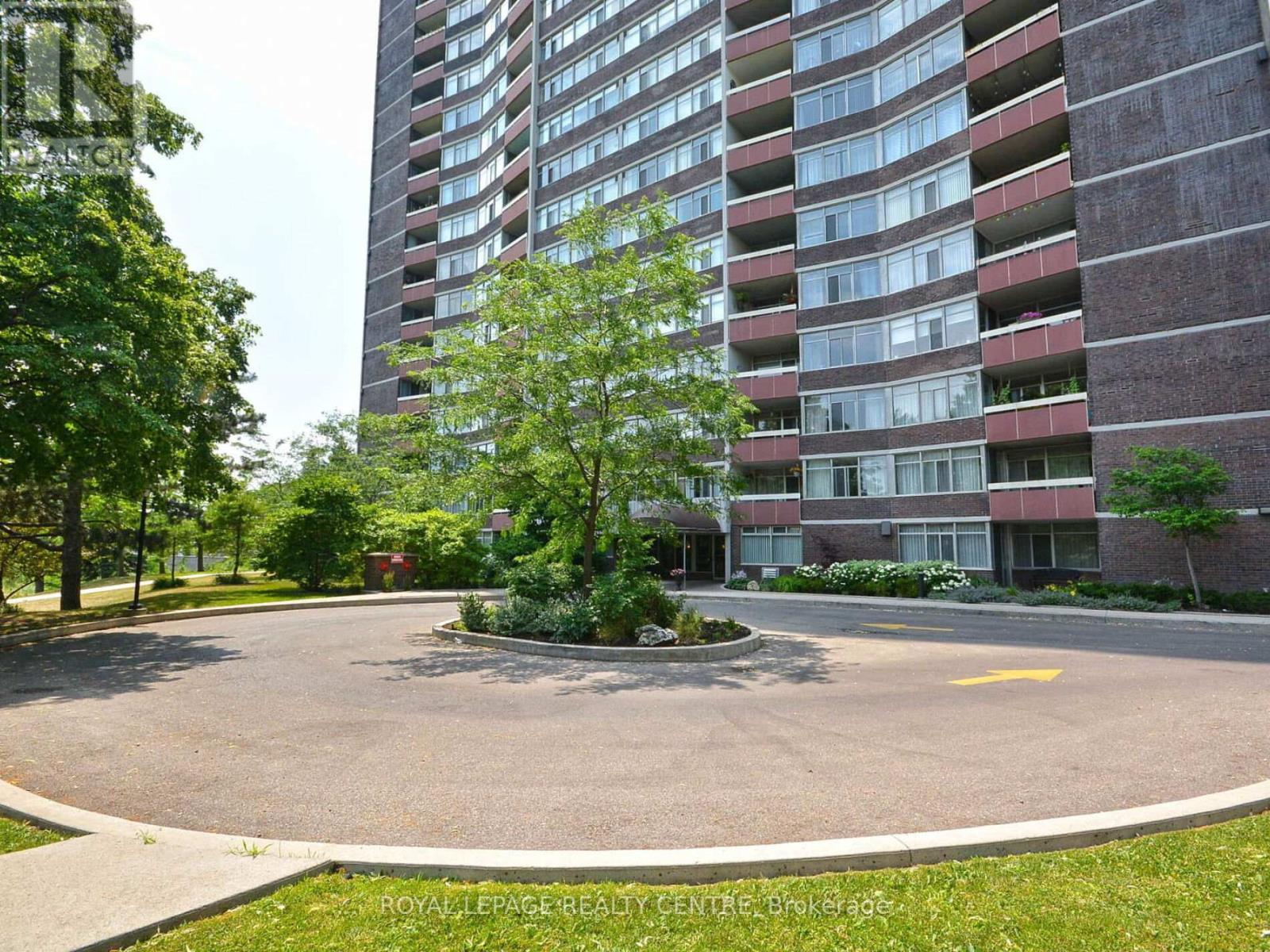 #2504 -3100 Kirwin Ave, Mississauga, Ontario  L5A 3S6 - Photo 2 - W8270998