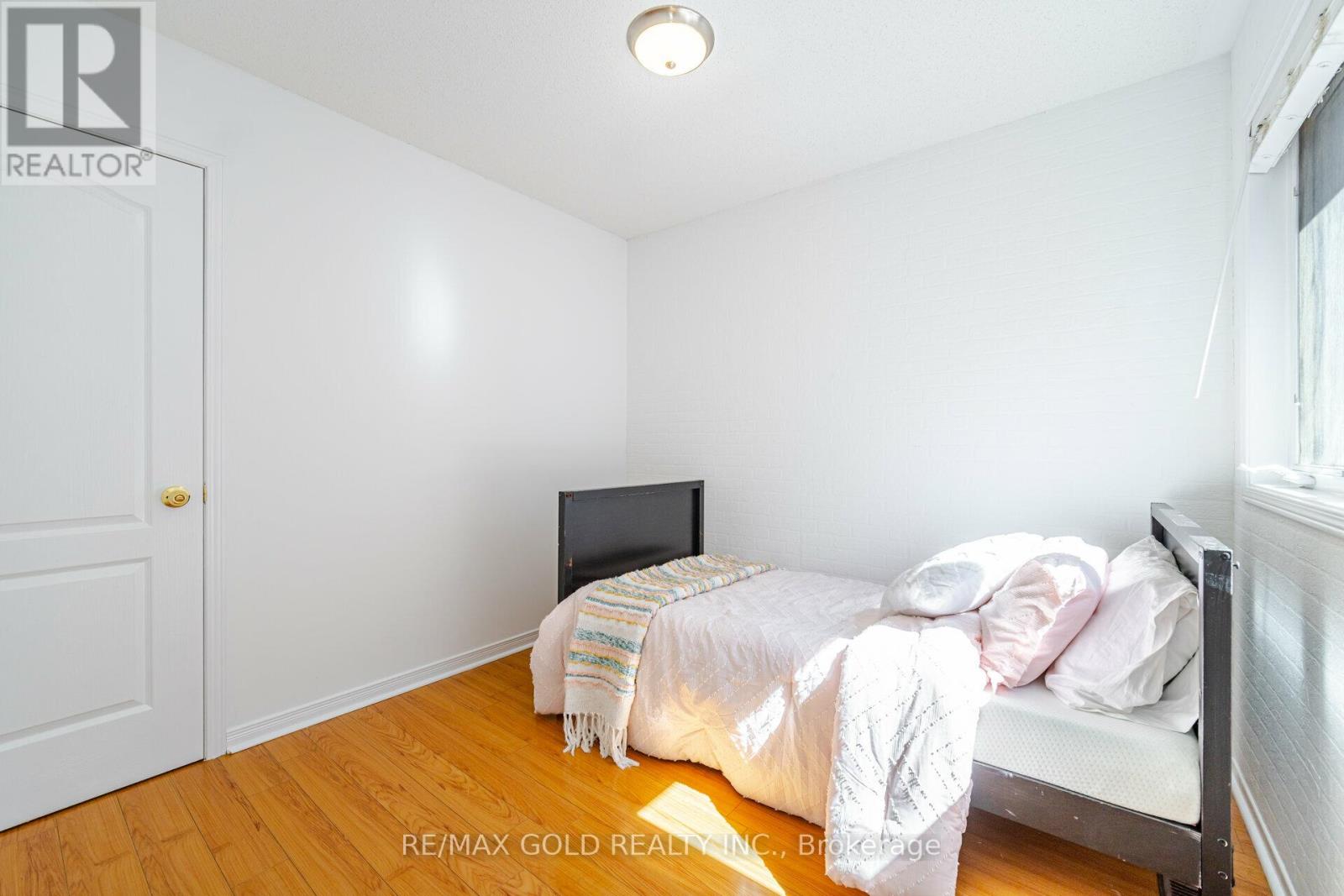4796 Fulwell Rd, Mississauga, Ontario  L5M 7J7 - Photo 34 - W8271092