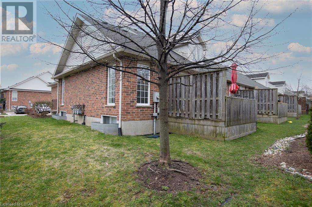 464 Commissioners Road W Unit# 82, London, Ontario  N6J 0A2 - Photo 47 - 40577234