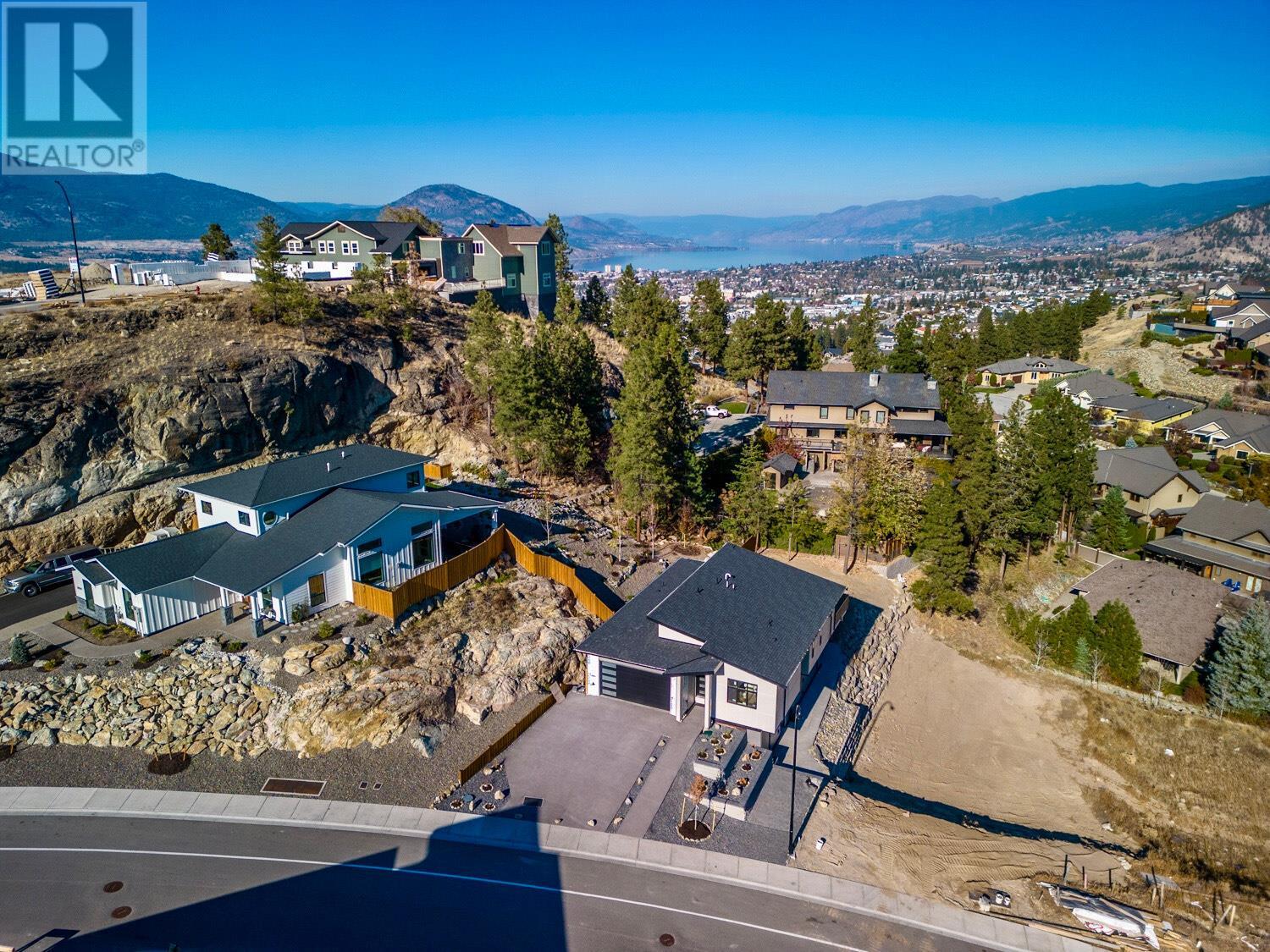 3271 Evergreen Drive, Penticton, British Columbia  V2A 9A9 - Photo 52 - 10308035