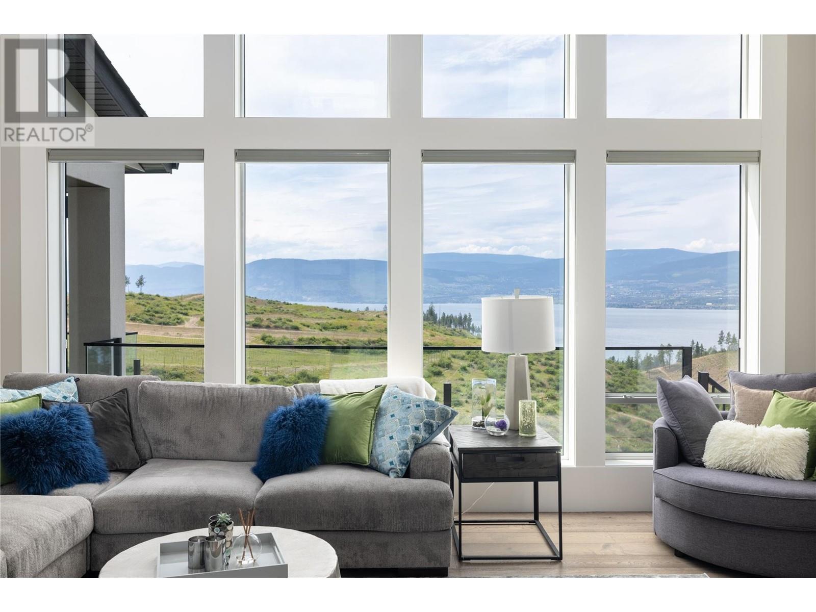 5717 Mountainside Drive Kelowna