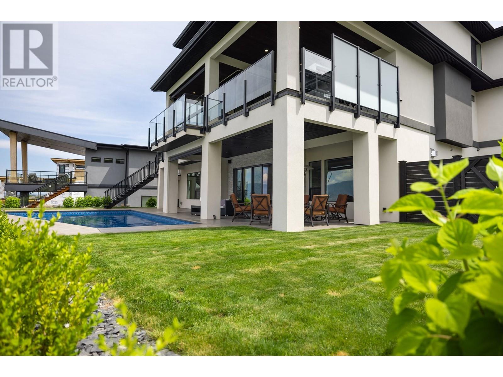 5717 Mountainside Drive Kelowna