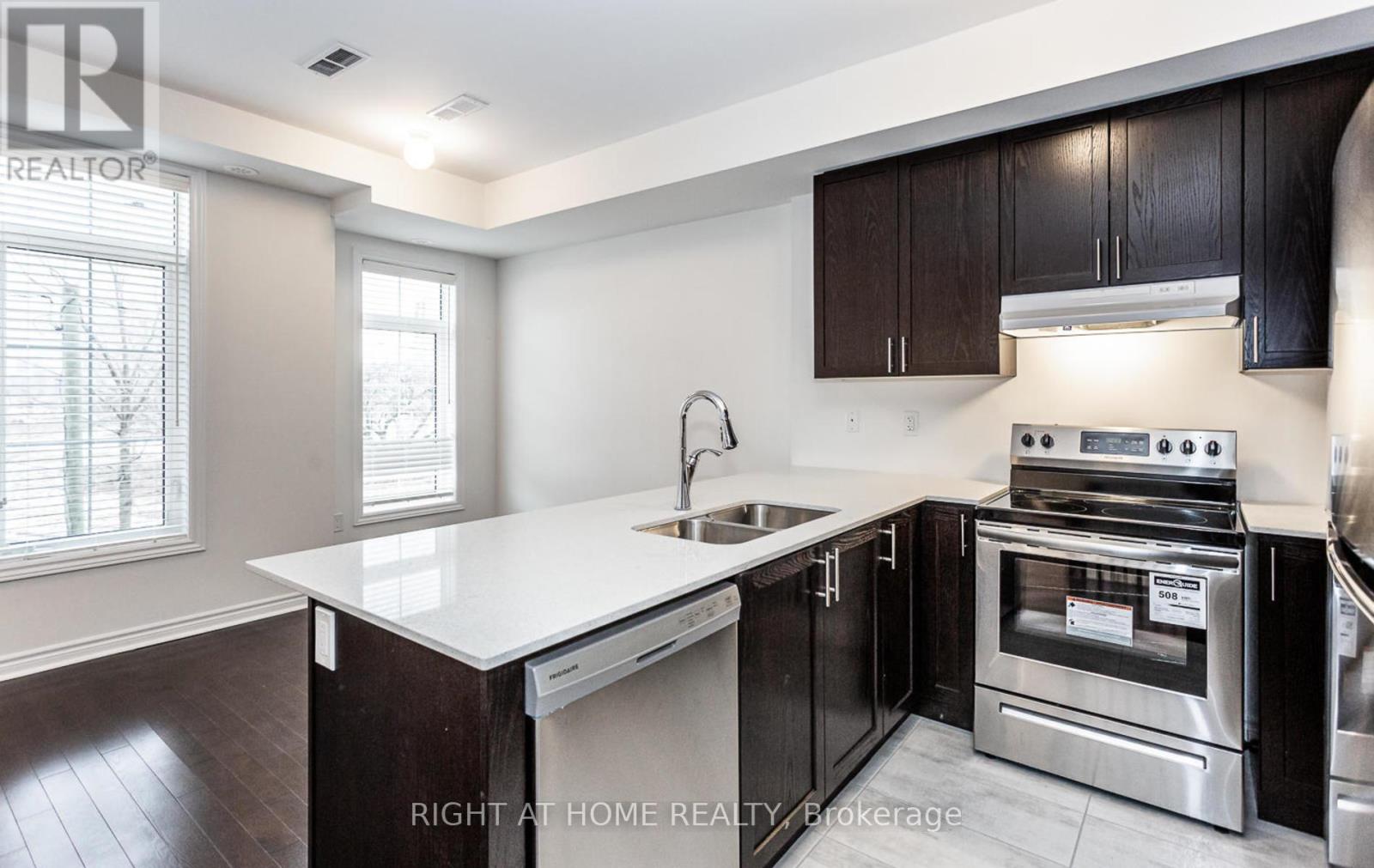 #35 -81 Armdale Rd, Mississauga, Ontario  L4Z 0C7 - Photo 6 - W8272196