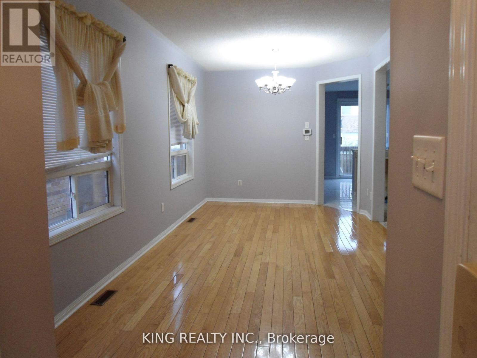 1396 Weir Chse, Mississauga, Ontario  L5V 2W9 - Photo 13 - W8272264