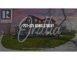 #201 -125 Bond St, Orillia, Ca