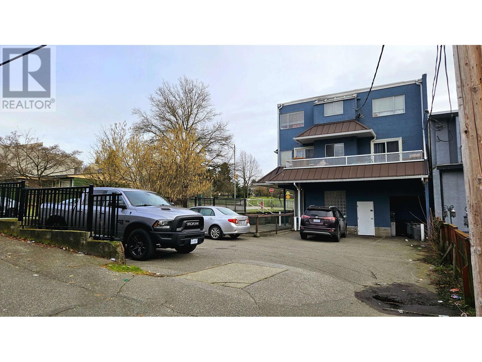 Listing Picture 7 of 12 : 1992 PRESTWICK DRIVE, Vancouver / 溫哥華 - 魯藝地產 Yvonne Lu Group - MLS Medallion Club Member