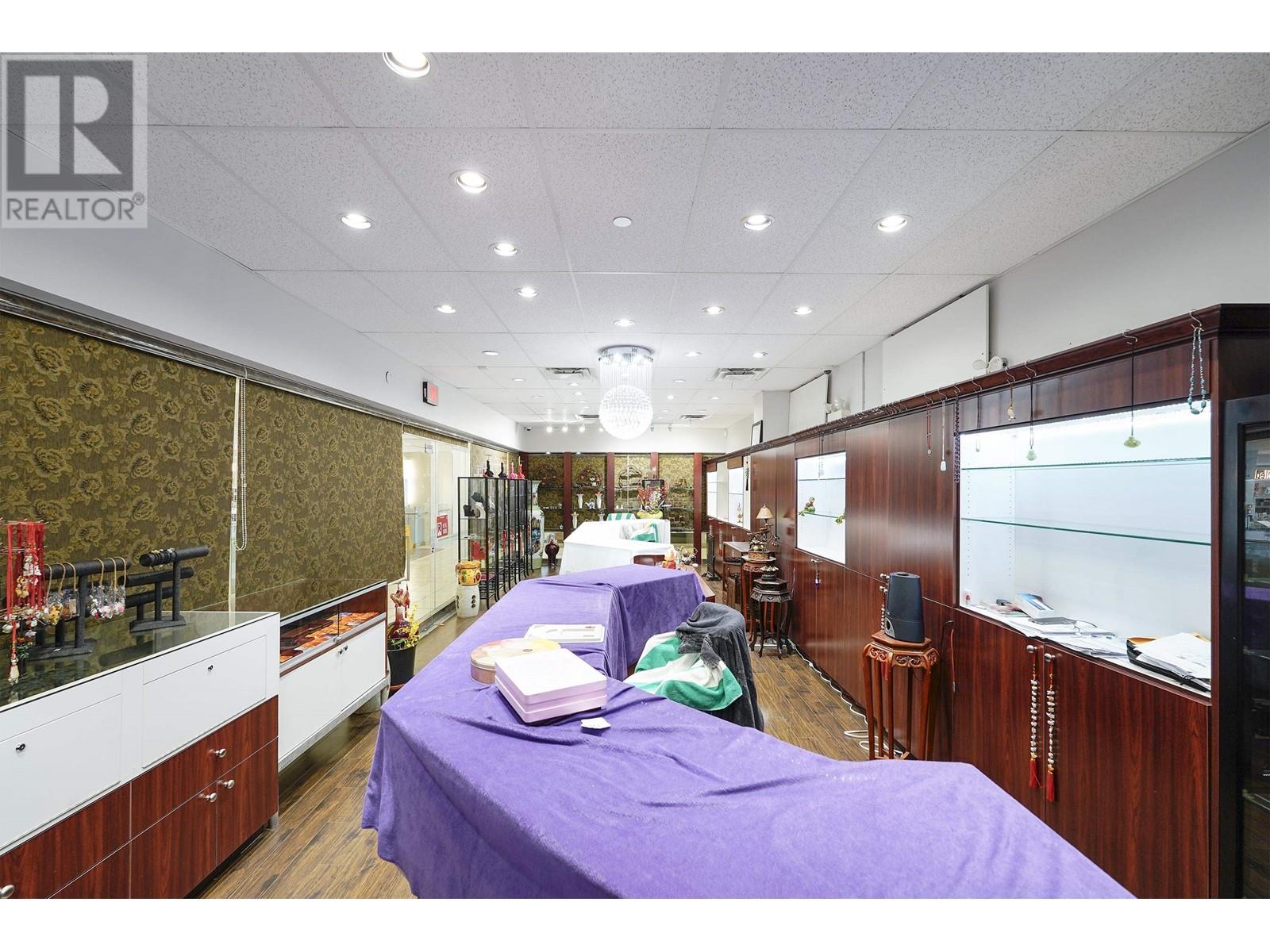 3080 3165/3170-4000 No. 3 Road, Richmond, British Columbia  V6X 0J8 - Photo 7 - C8059513