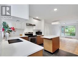 33 728 W 14th Street, North Vancouver, Ca