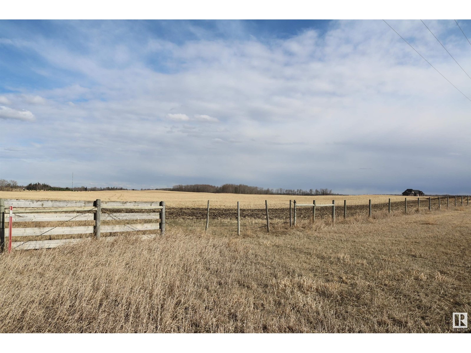 27131 Twp Rd 513, Rural Parkland County, Alberta  T7Y 1H1 - Photo 6 - E4384049