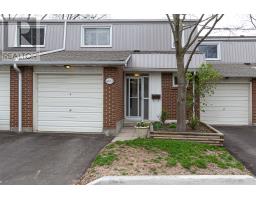 #2 -465 WOODVIEW RD