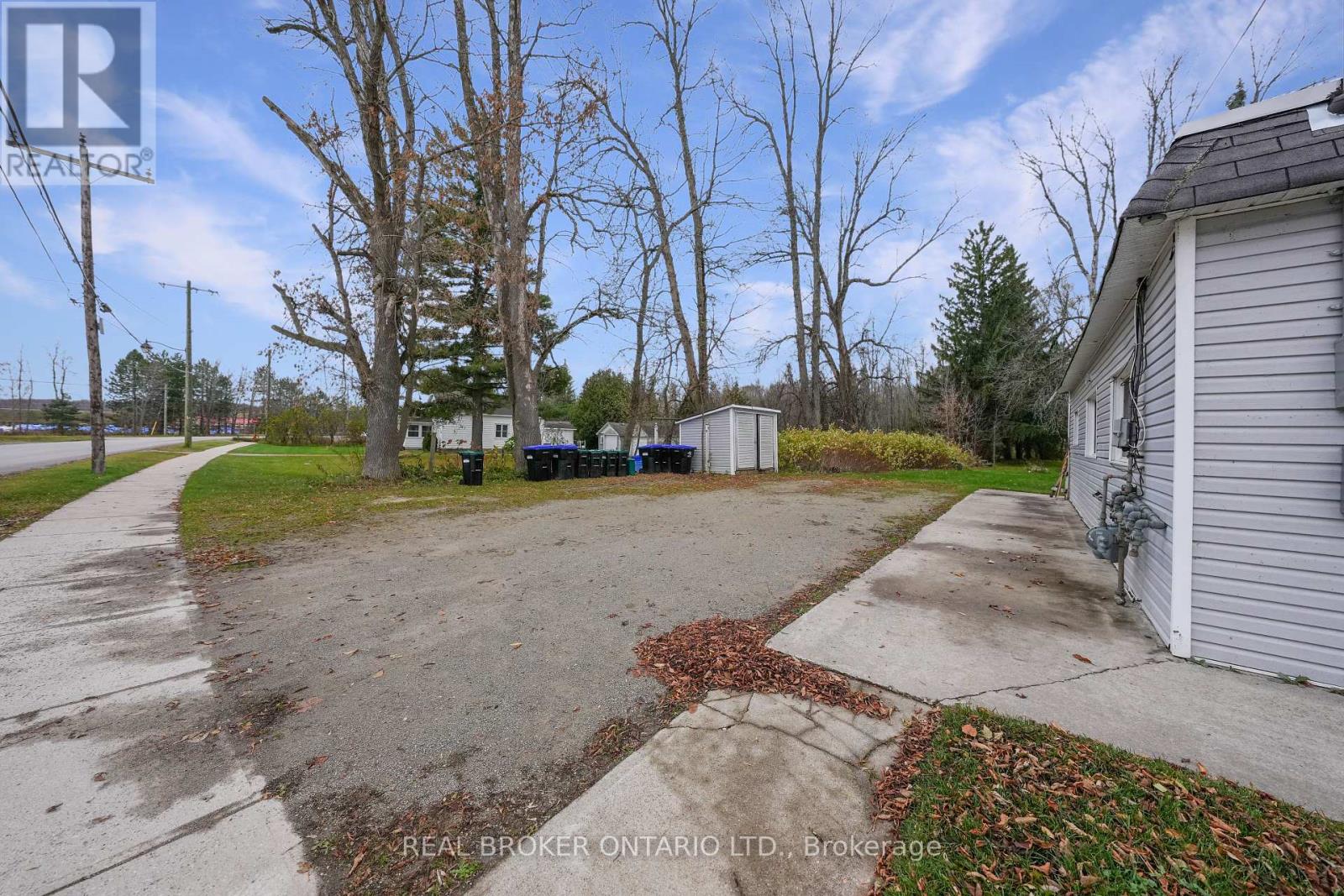 54 Coldwater Rd, Tay, Ontario  L0K 2C0 - Photo 12 - S8147132