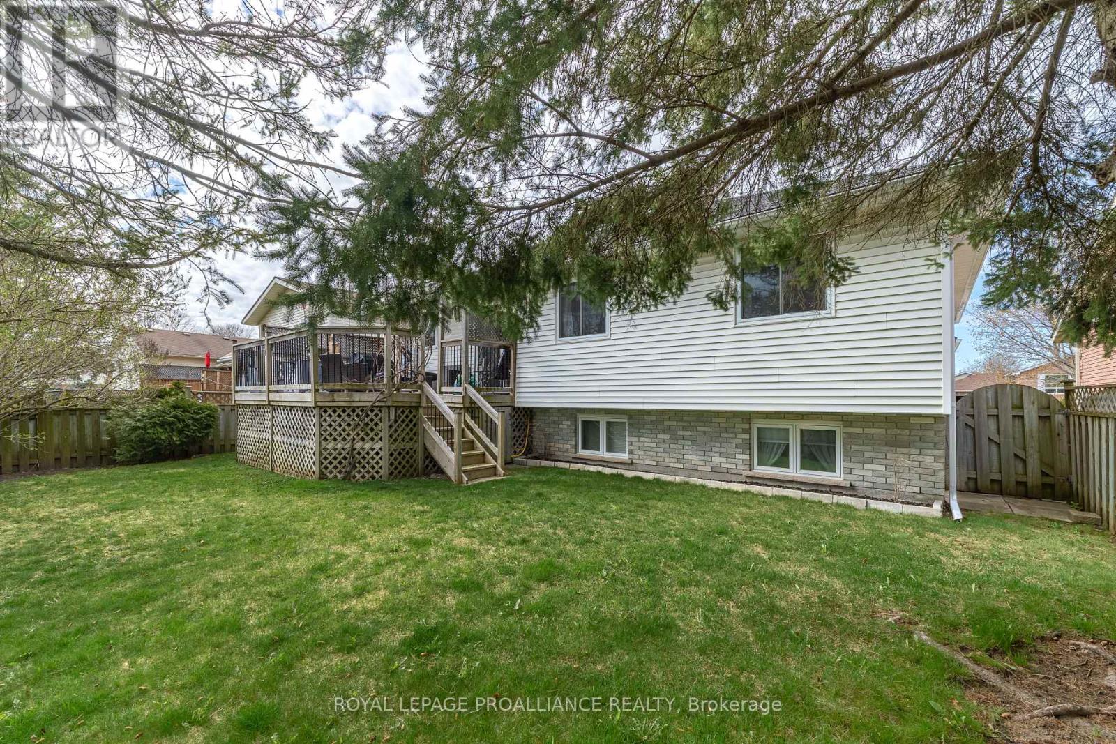 60 Forchuk Crescent, Quinte West, Ontario  K8V 6N2 - Photo 36 - X8273786