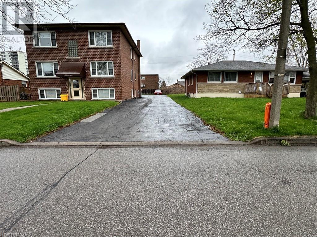 UNIT#2  9 MASTERSON Drive St. Catharines