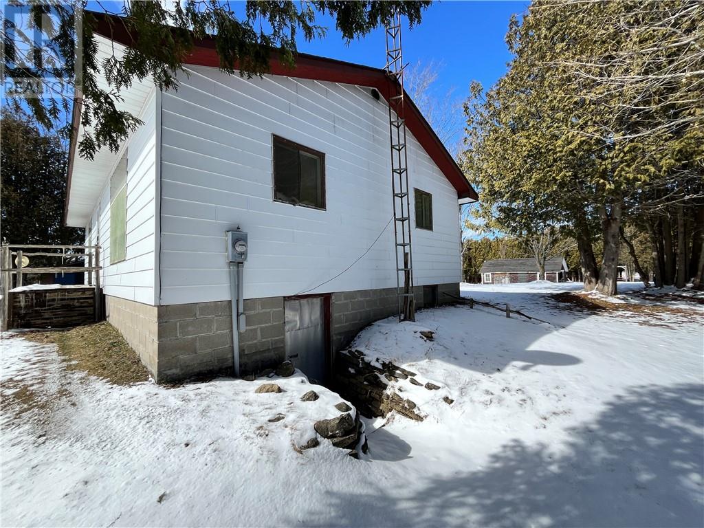 222 Clover Valley Road W, Manitowaning, Ontario  P0P 1N0 - Photo 28 - 2115543
