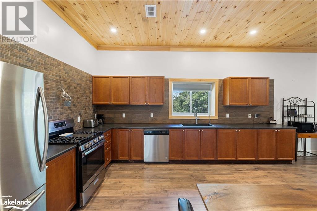 10 Smith Crescent, Parry Sound, Ontario  P2A 0C5 - Photo 5 - 40578364