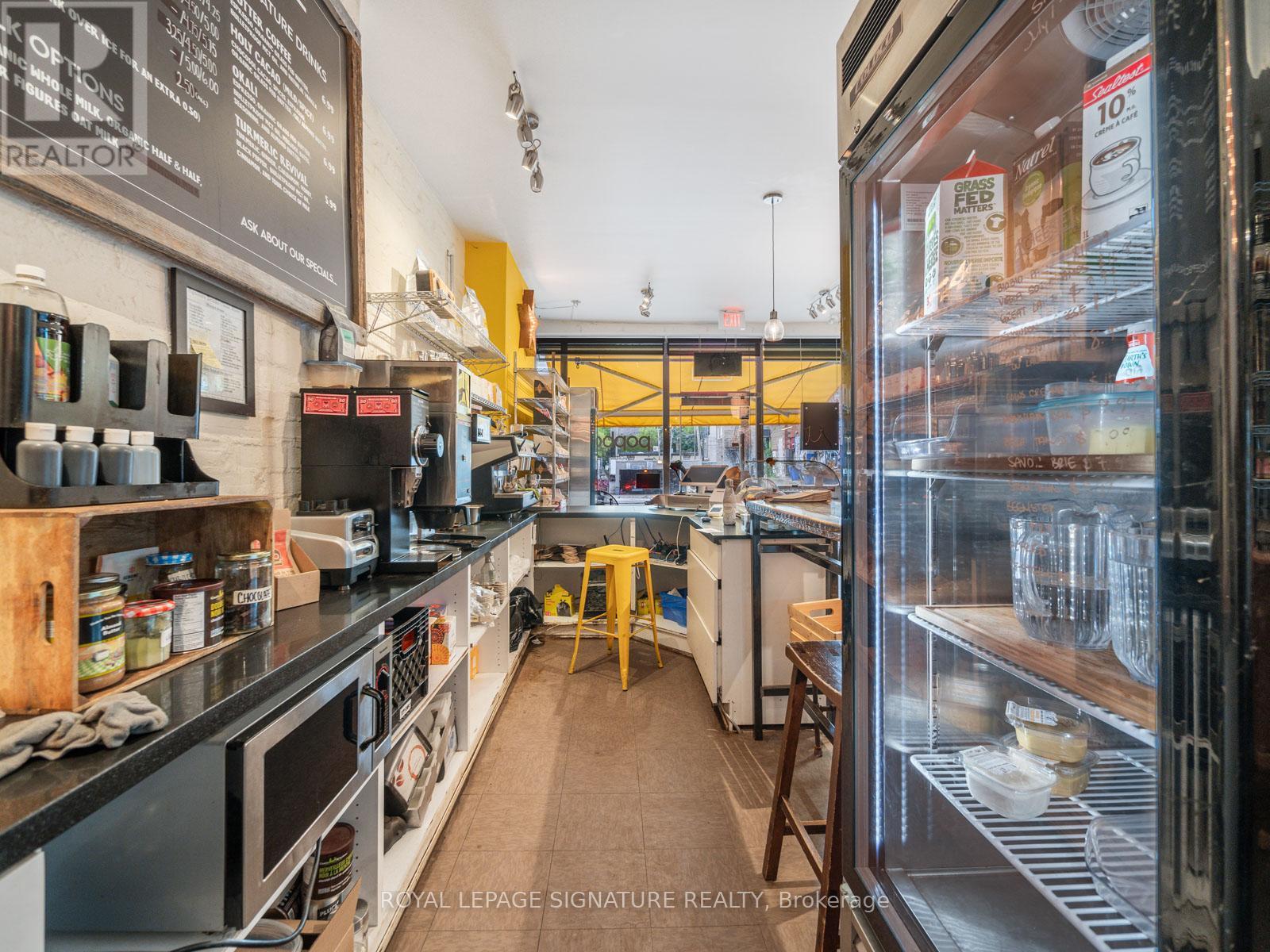 1st Flr - 725 Dovercourt Road, Toronto, Ontario  M6H 2W7 - Photo 13 - C8274070