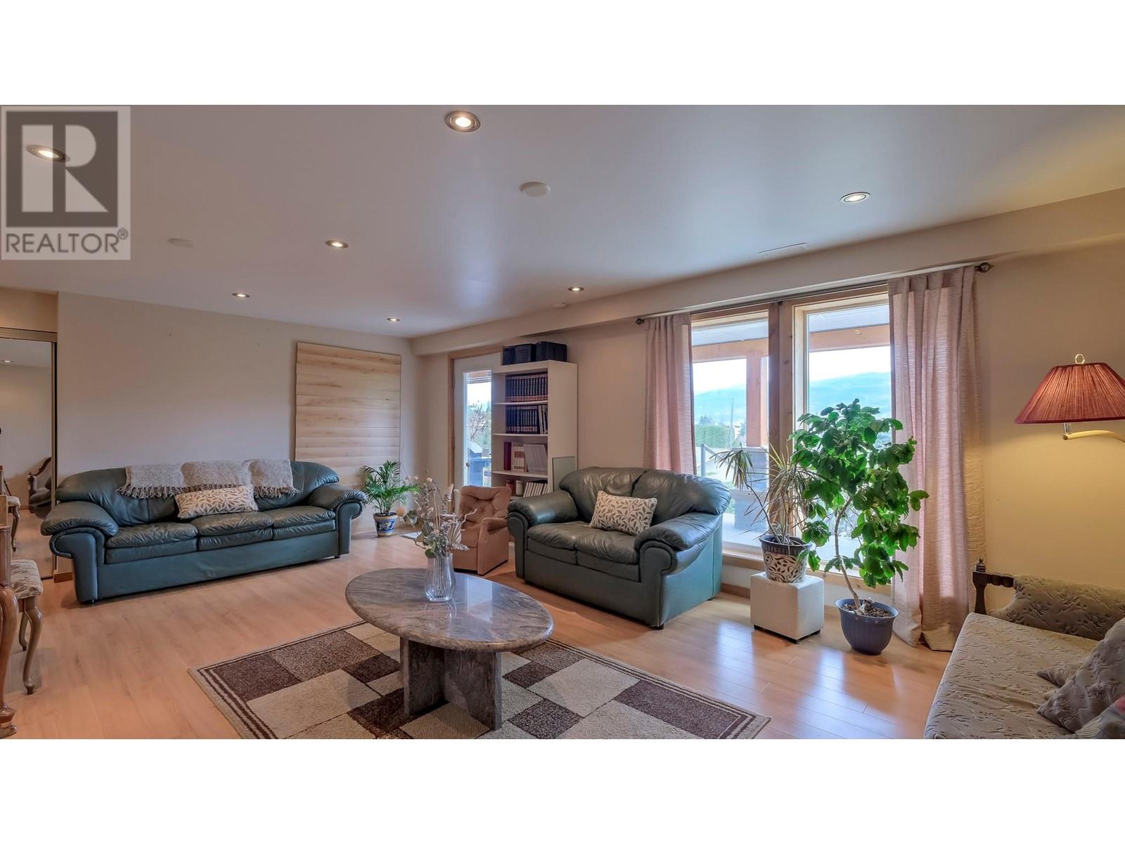 404 West Bench Drive, Penticton, British Columbia  V2A 8X9 - Photo 42 - 10311234