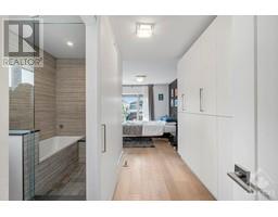 10 ADELAIDE STREET UNIT#A