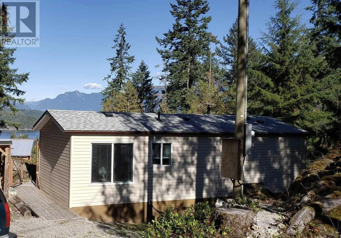5341 Mountainview Road, Madeira Park, British Columbia  V0N 2H4 - Photo 2 - R2870597