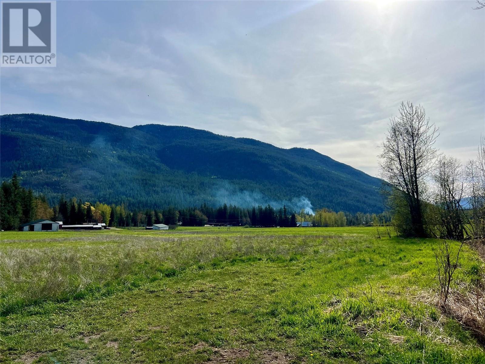 50 Willchris Road, Enderby, British Columbia  V0E 1V5 - Photo 5 - 10310961
