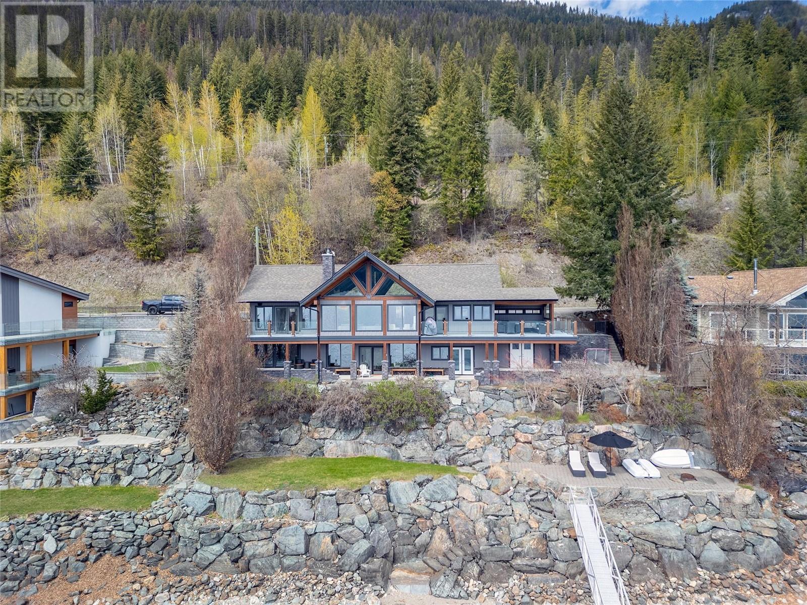8200 Squilax Anglemont Road 7, North Shuswap, Anglemont 