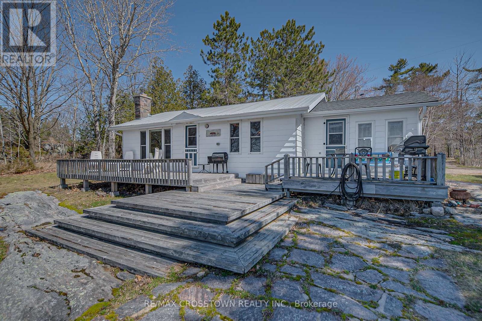 5 Forsyth's Road, Carling, Ontario  P0G 1G0 - Photo 1 - X8275036