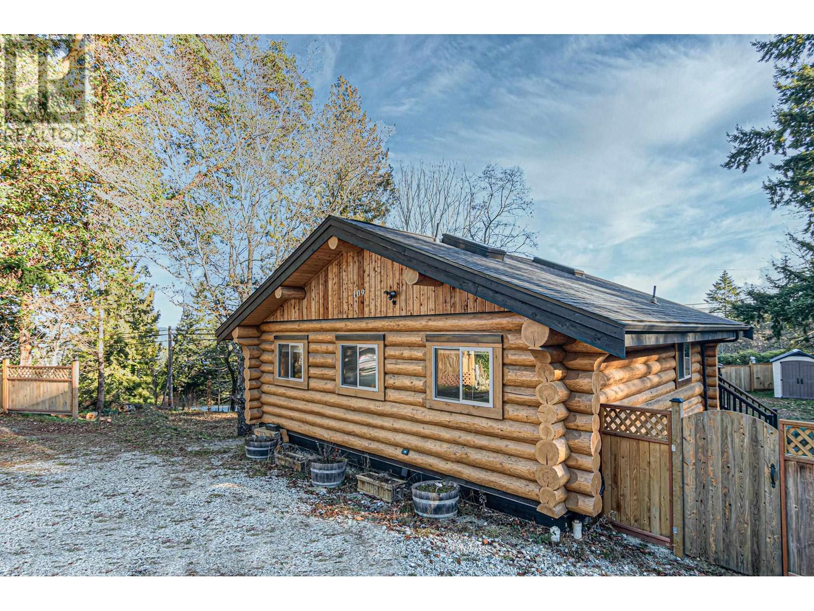 109 CRANBERRY ROAD, salt spring island, British Columbia