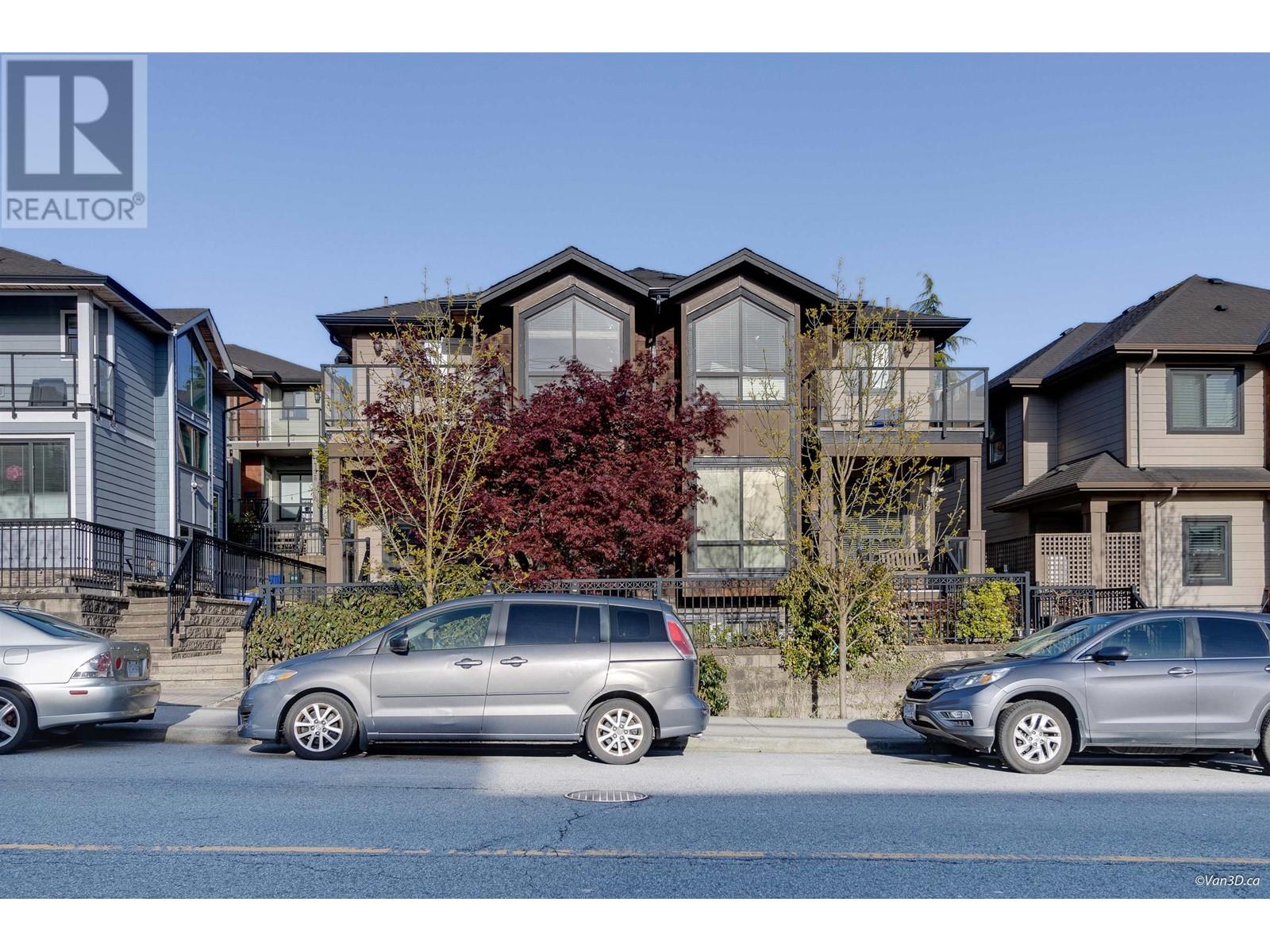 1418 Bewicke Avenue, North Vancouver, British Columbia  V7M 3B8 - Photo 2 - R2874679