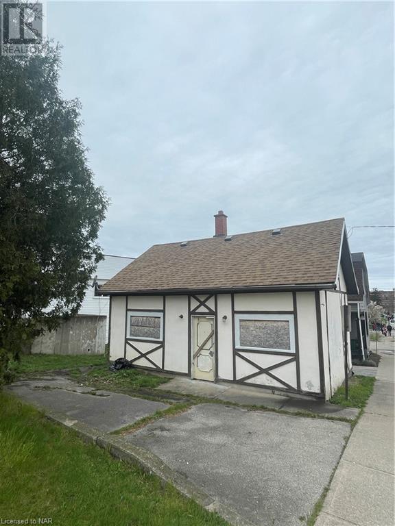 161 Queenston Street, St. Catharines, Ontario  L2R 3A1 - Photo 2 - 40578234