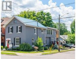 448 WOOLWICH ST, guelph, Ontario