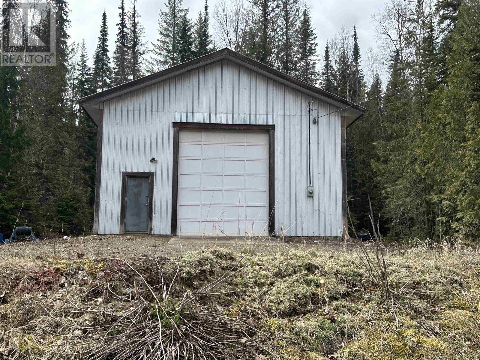 5059 S Likely Road, Likely, British Columbia  V0L 1N0 - Photo 2 - R2874054