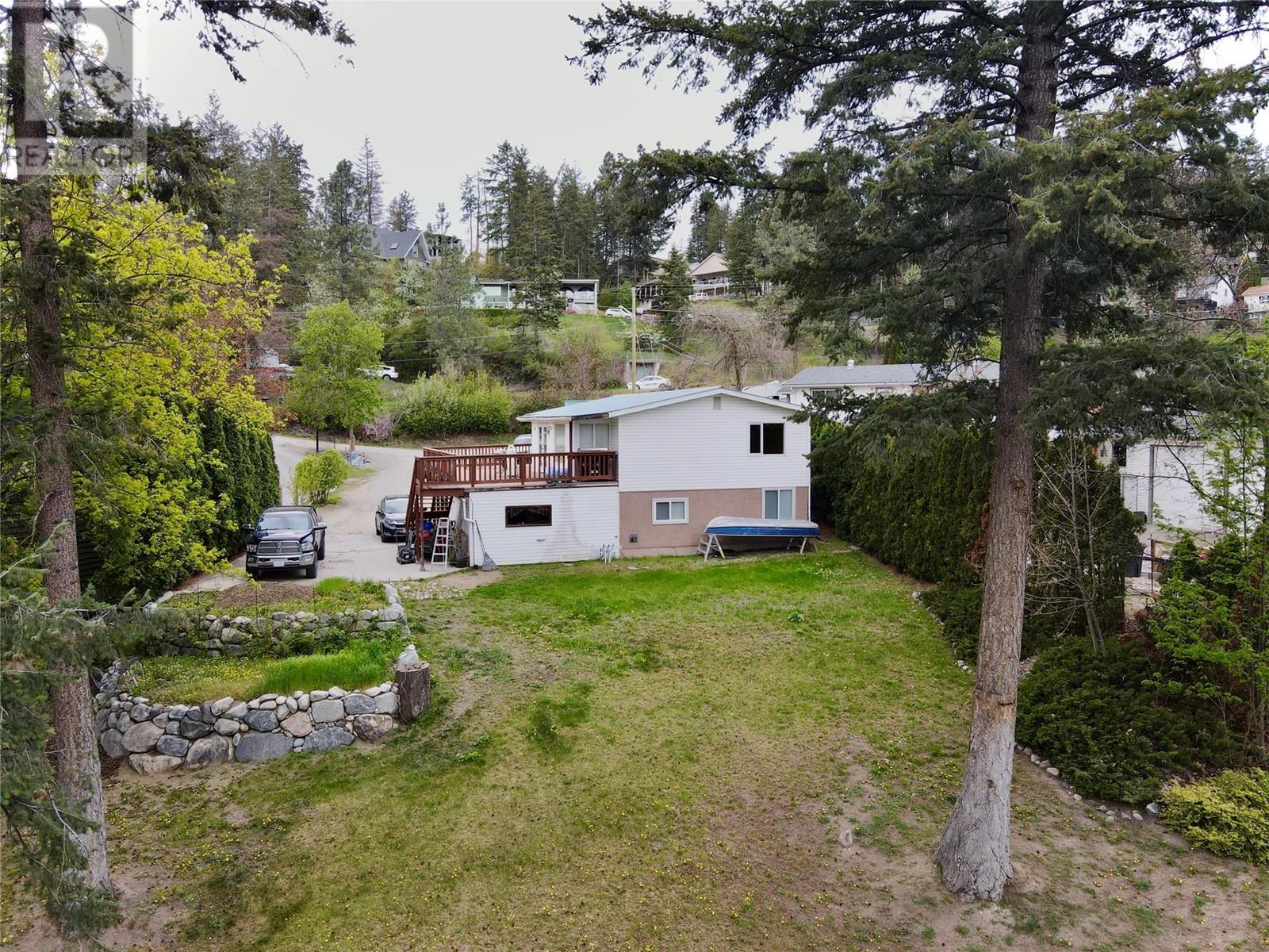 11319 Roberts Road, Lake Country, British Columbia  V4V 1L4 - Photo 4 - 10311239