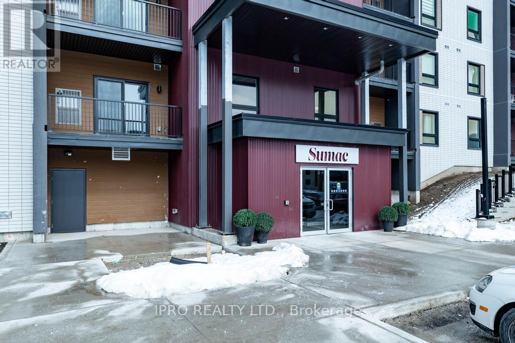#504 -4 Spice Way, Barrie, Ontario  L9J 0M2 - Photo 1 - S8276000