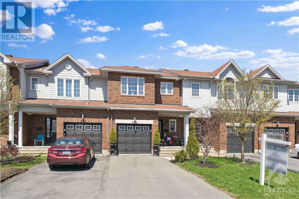 24 MACOUN CIRCLE Ottawa