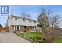 765 Sunnypoint Dr, Newmarket, Ca