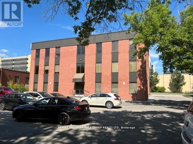#101 -30 Prospect St, Newmarket, Ontario  L3Y 3S9 - Photo 4 - N8277272