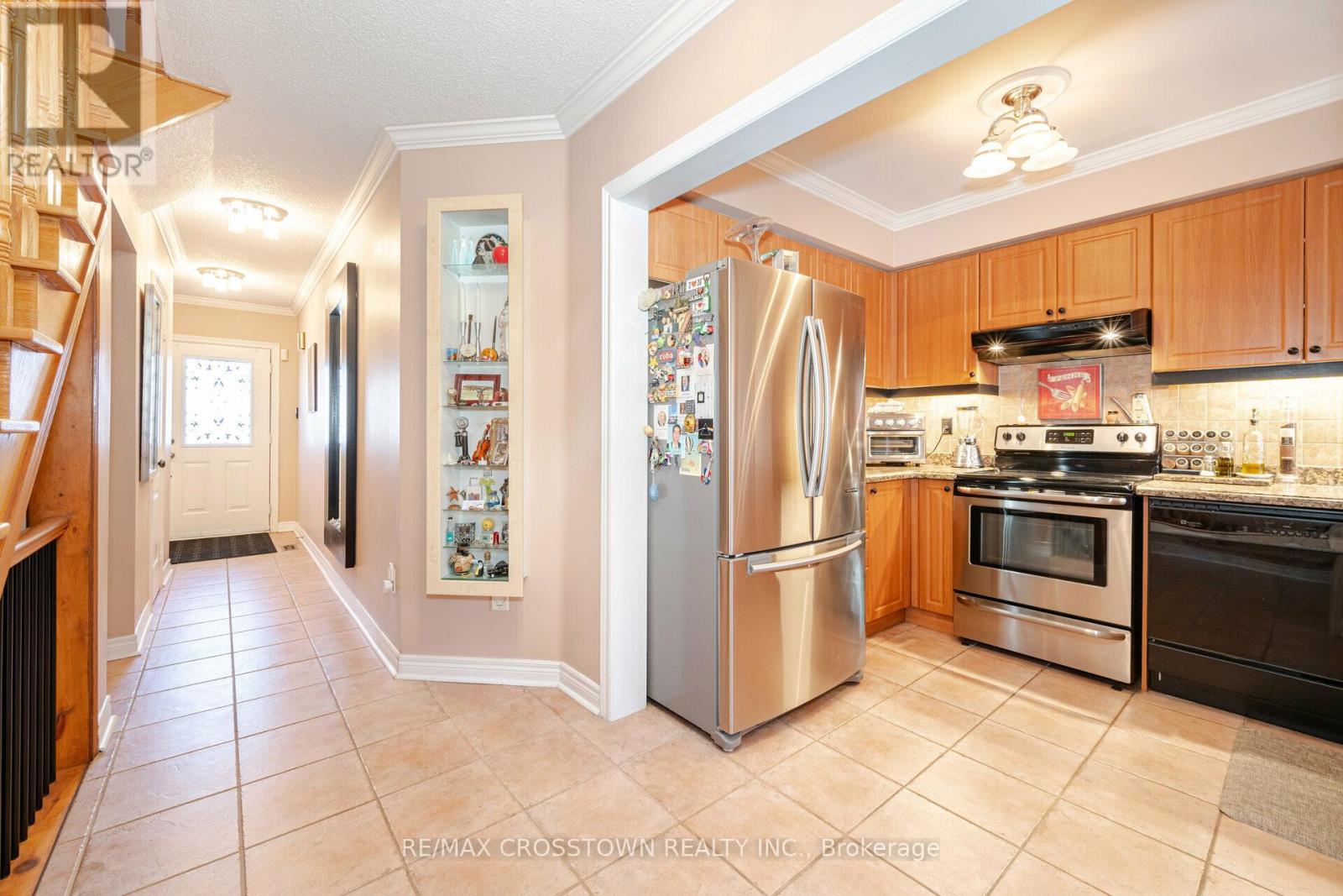 871 Fable Cres, Mississauga, Ontario  L5W 1R4 - Photo 7 - W8277428