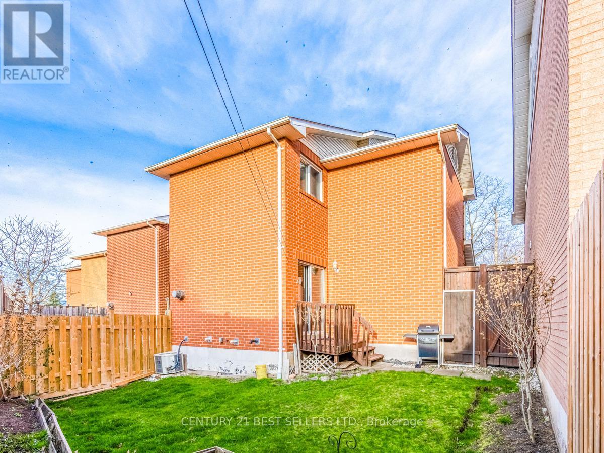 178 Queen St W, Mississauga, Ontario  L5H 1L6 - Photo 17 - W8277804