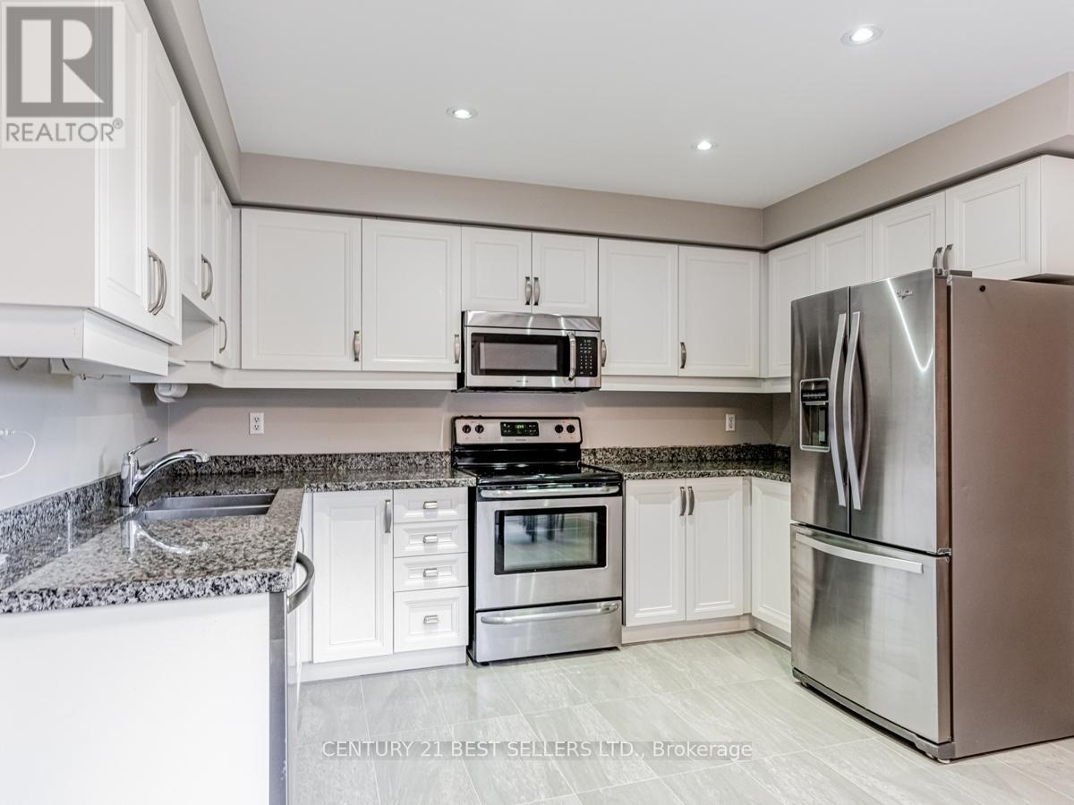 178 Queen St W, Mississauga, Ontario  L5H 1L6 - Photo 4 - W8277804