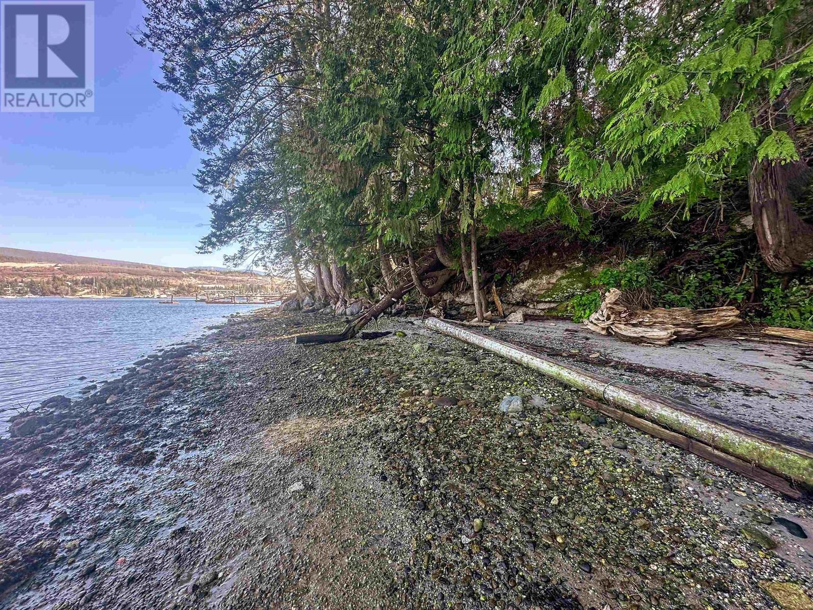 5830 Marine Way, Sechelt, British Columbia  V7Z 0L8 - Photo 2 - R2869514