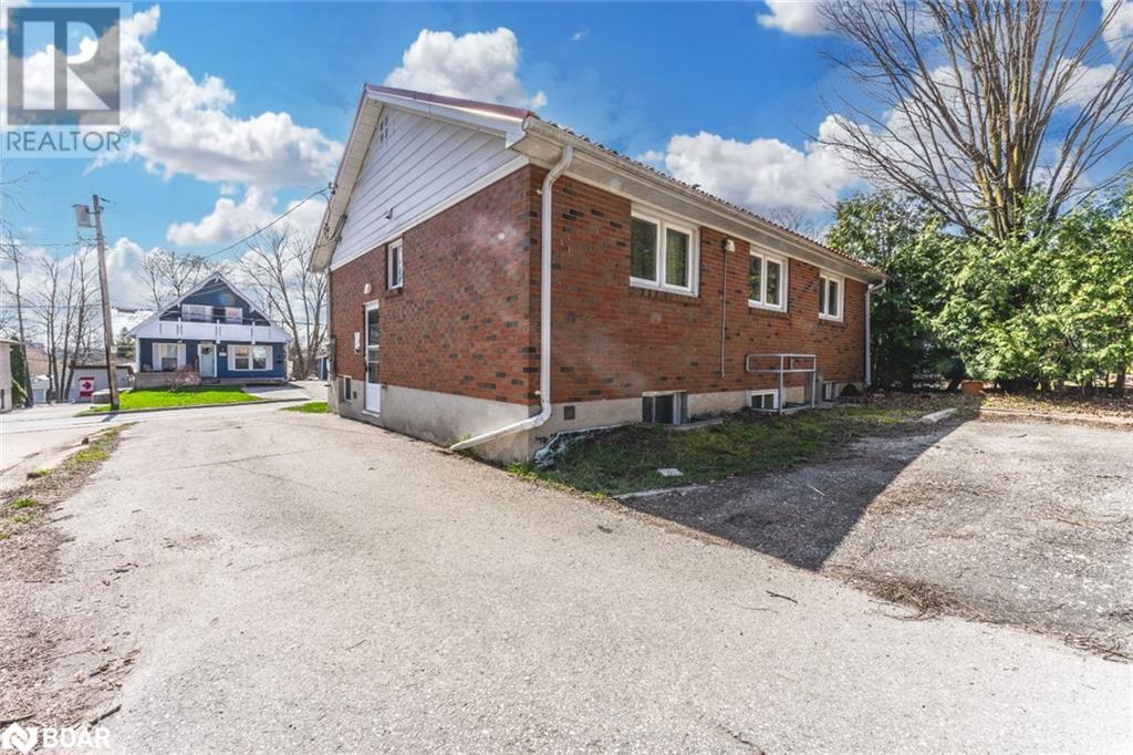 20 North Street, Barrie, Ontario  L4M 2R9 - Photo 18 - 40577161
