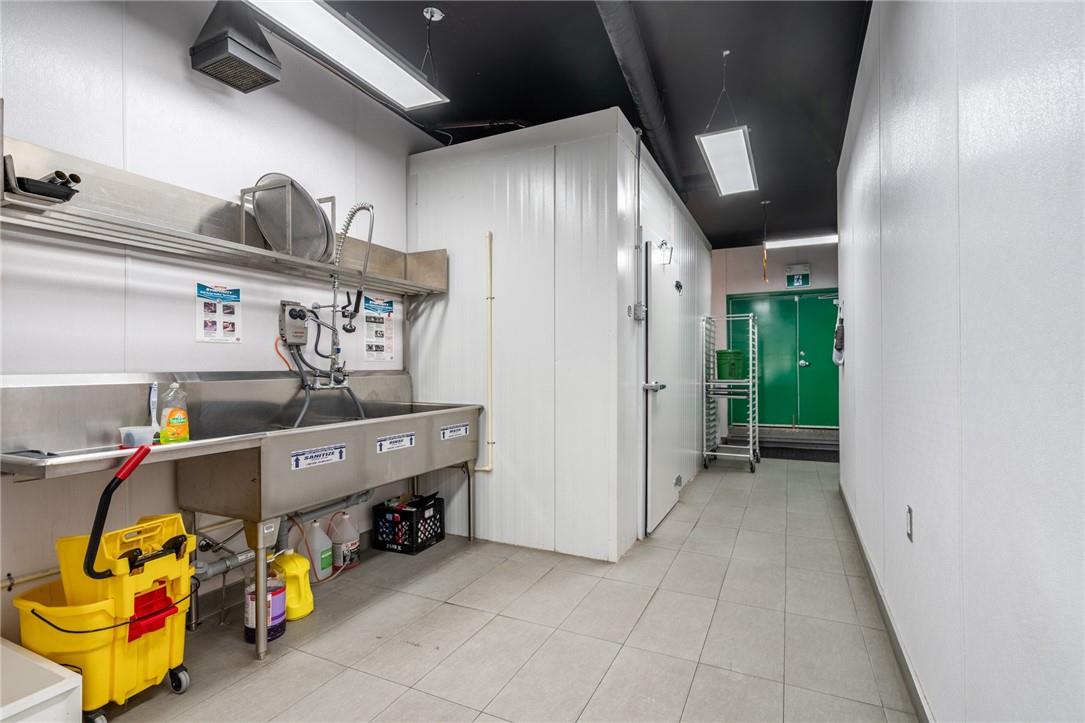 1009 King Street W, Hamilton, Ontario  L8S 1L3 - Photo 25 - H4192199