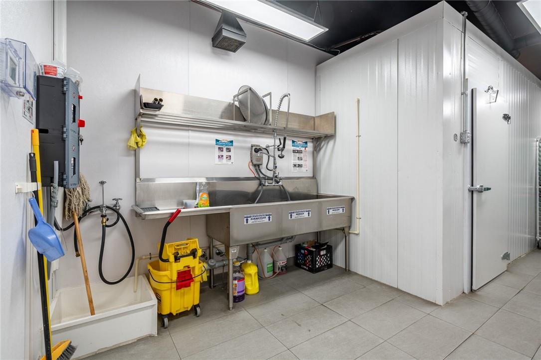 1009 King Street W, Hamilton, Ontario  L8S 1L3 - Photo 26 - H4192199