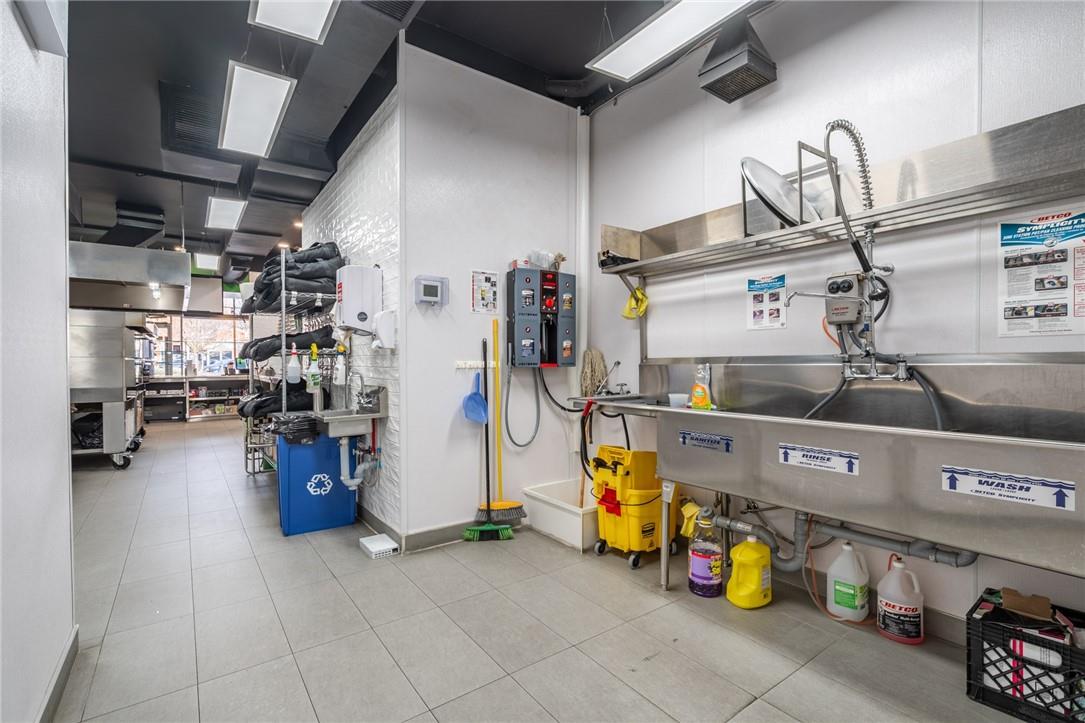 1009 King Street W, Hamilton, Ontario  L8S 1L3 - Photo 28 - H4192199