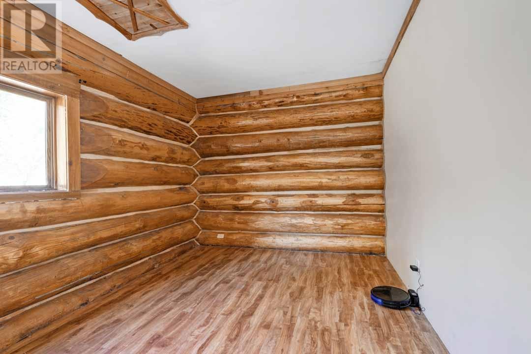 8240 Loakin Bear Cr Rd, Chase, British Columbia  V0E 1M2 - Photo 10 - 178046