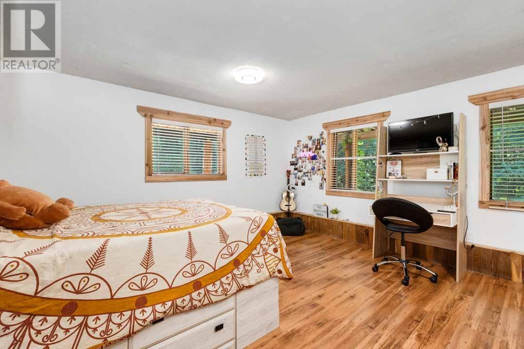 8240 Loakin Bear Cr Rd, Chase, British Columbia  V0E 1M2 - Photo 19 - 178046