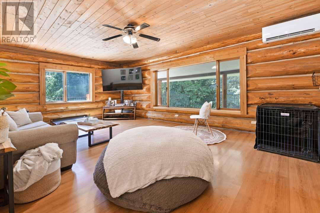 8240 Loakin Bear Cr Rd, Chase, British Columbia  V0E 1M2 - Photo 6 - 178046